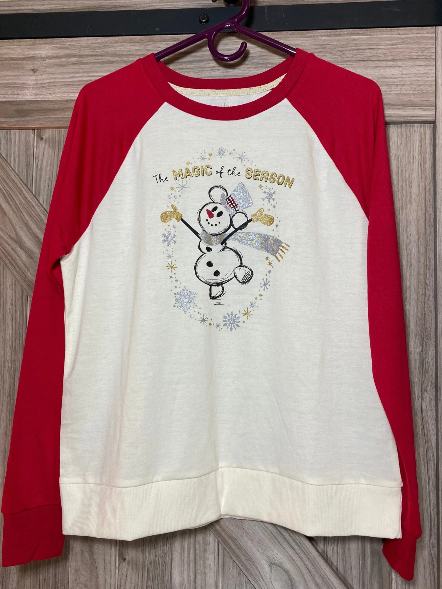 Disney Mickey Mouse Christmas Silver And Gold Raglan T-Shirt For Women 1 Disney Mickey Mouse Christmas Silver And Gold Raglan T-Shirt For Women