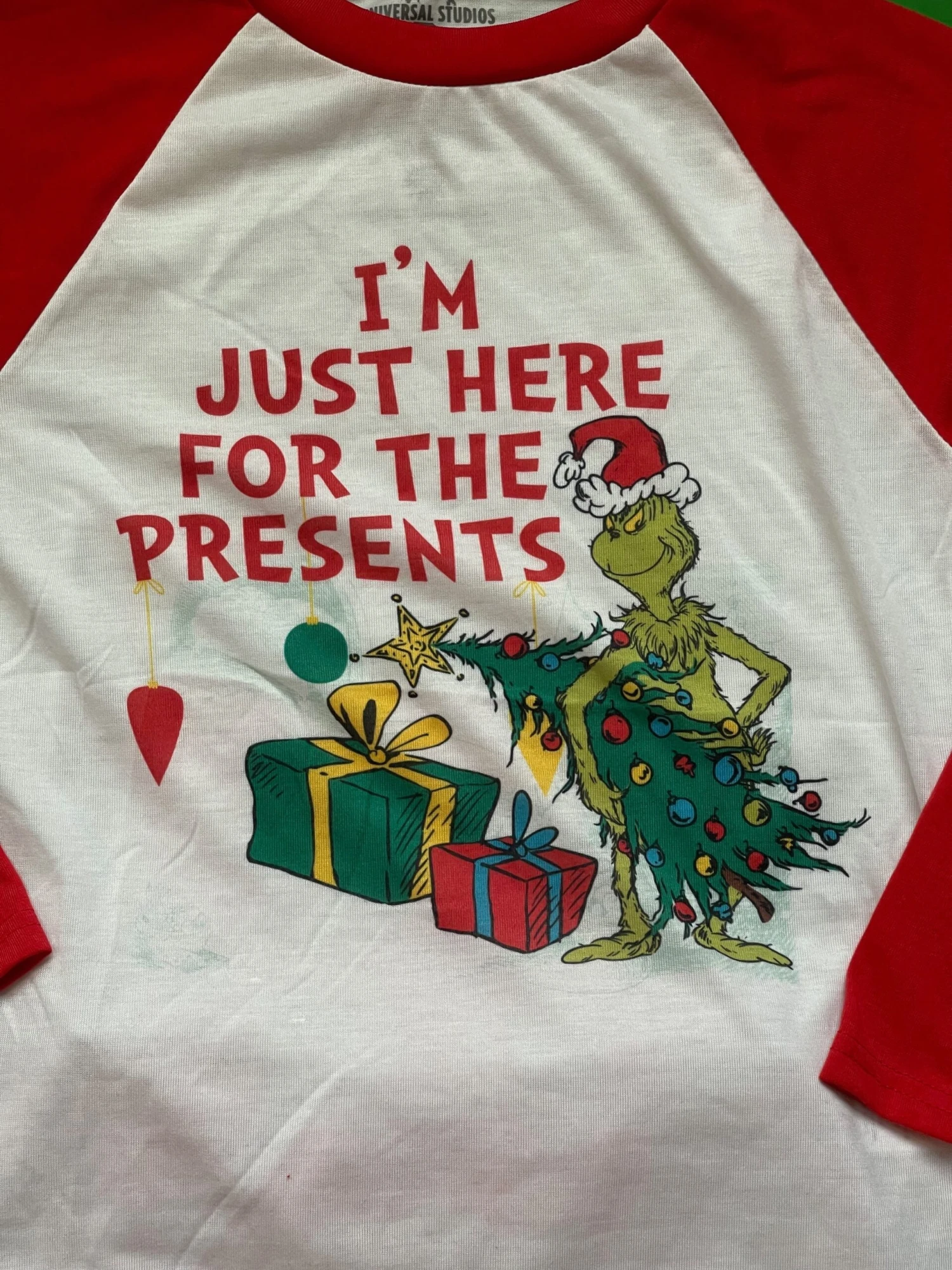 Universal Studios Grinch Fleece Pajama Set For Kids 2 Universal Studios Grinch Fleece Pajama Set For Kids - Image 2