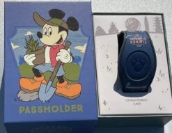 Disney Epcot 2021 Flower And Garden Festival Mickey & Pluto Passholder Magicband